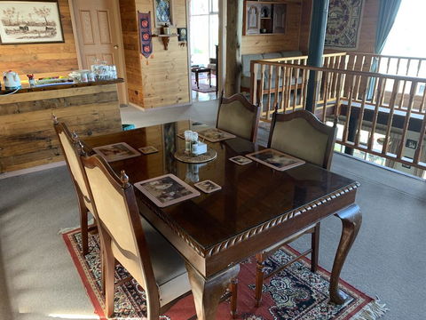 The Goat And Goose Bed & Breakfast - Tourism Guide 1