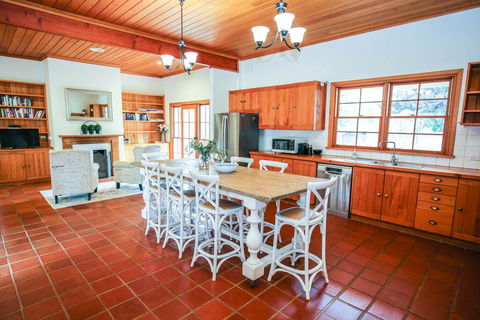 The Grange Homestead - Travel Search 2
