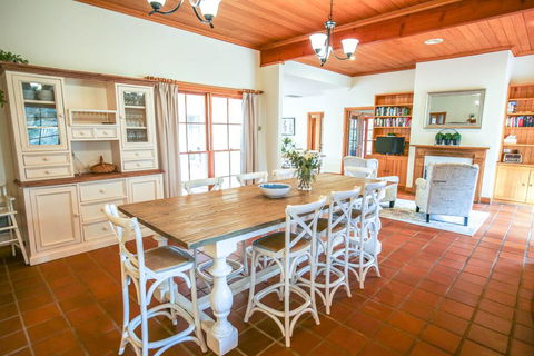 The Grange Homestead - Travel Search 0