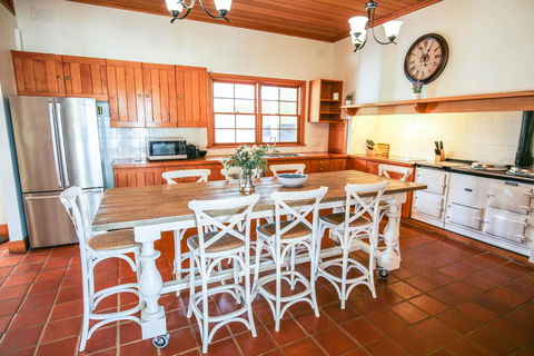 The Grange Homestead - Travel Search 1
