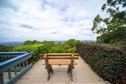 The Hillside House - Travel Search 0