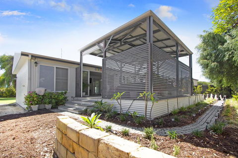 The Jetty - Tourism Guide 0