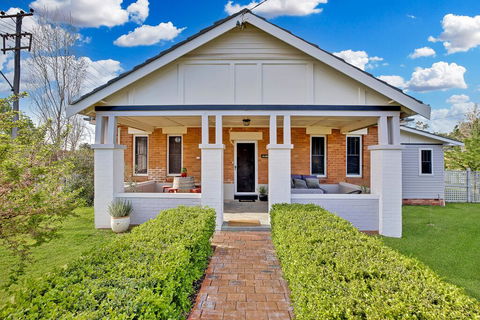 The Mudgee Merlot Gate Guesthouse - Cruises Travel 0