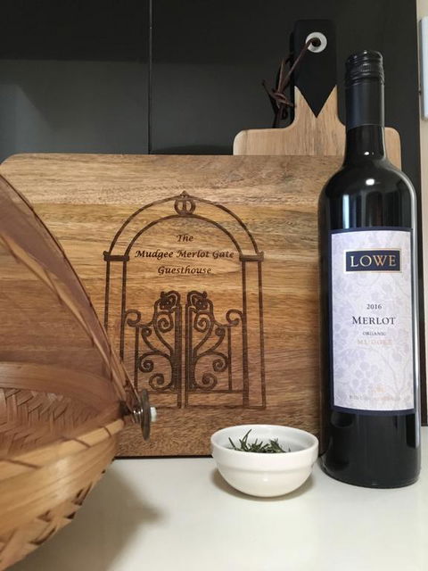 The Mudgee Merlot Gate Guesthouse - Cruises Travel 2
