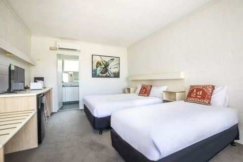 The Mulgrave Motel - Under New Management - Formerly Mulgrave Court Motor Inn - Travel Search 3