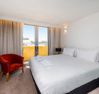 The Nest - Cosy Space on Newcastle Street with Roof Terrace - Tourism Guide