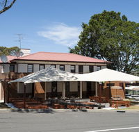 The Oaks Hotel - Tourism Guide