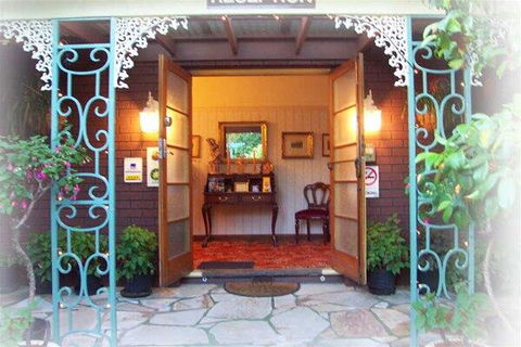 The Oast Inn Formaly Rosies Inn - Travel Search 0