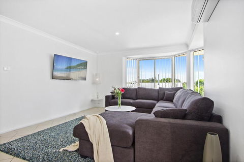 The Orient - Family & Pet Friendly - Huge Spa - Travel Agents 2