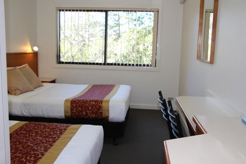 The Pioneer Way Motel - Tourism Guide 2