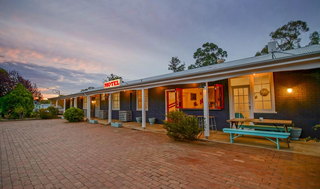 Hermidale NSW Cruises Travel