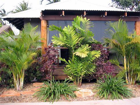 The Quarters Self Contained Bungalow - Travel Agents 1