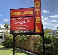 THE QUEENSLANDER MOTEL - Tourism Guide