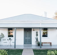 The Repose - Boutique Cottage - Cruises Travel