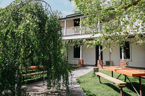 The Robin Hood Inn - Tourism Guide 0