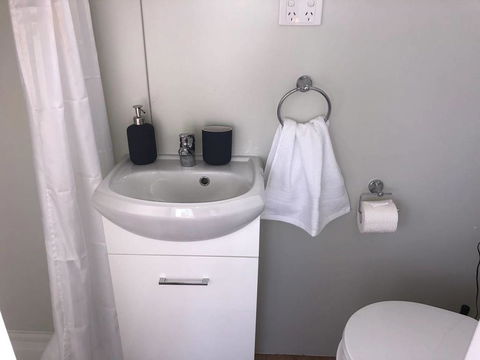 The Saddle Camp Tiny House, Braidwood - Travel Search 2