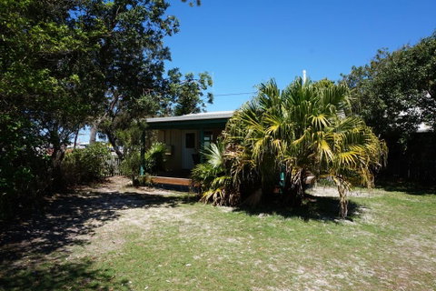 The Shack - Rainbow Beach, The Ultimate Beach Shack, 200m To Beach - Tourism Guide 0