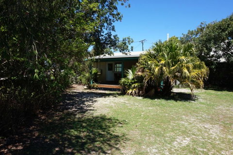 The Shack - Rainbow Beach, The Ultimate Beach Shack, 200m To Beach - Tourism Guide 3