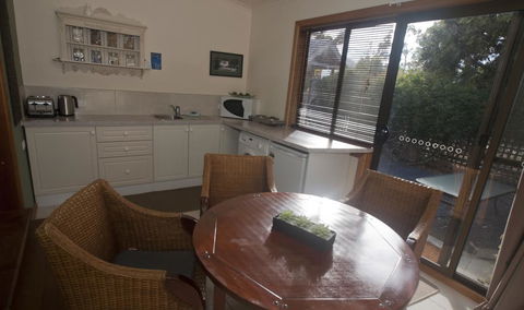 The Shingles Riverside Cottages - Travel Search 2