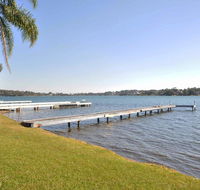 The Studio on the Lake  Fishing Point Lake Macquarie - honestly put the line in and catch fish - Travel Agents