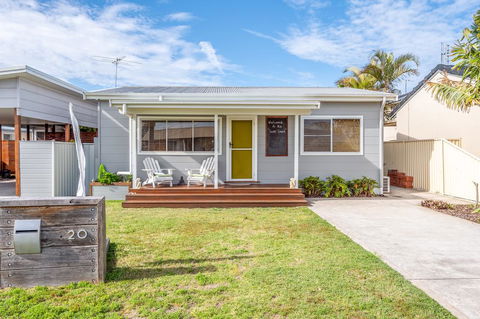 The Surf Shack - Travel Search 0