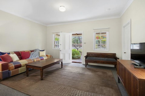 THE TEACHERS COTTAGE - Tourism Guide 0