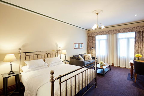 The Terrace At The Settlement - Travel Search 1