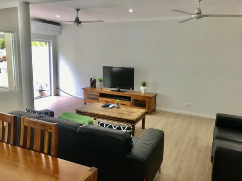 The Villas Palm Cove - Tourism Guide 3