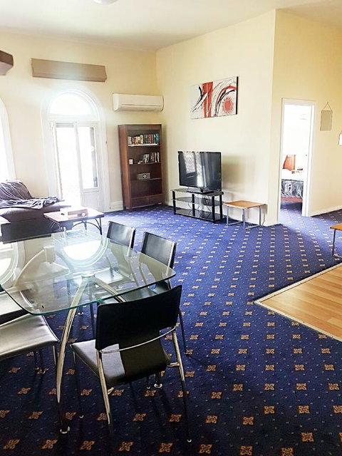 The Wharf Hotel - Travel Agents 3