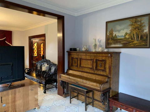 Thomastown Antique House Room 4 - Travel Search 1