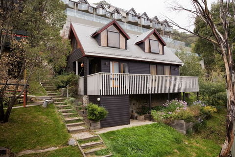 Thredbo Apartment Accommodation - Cruises Travel 2