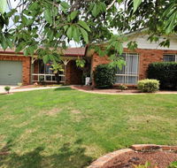 Tidy Home in a Leafy Suburb Great Location - Cruises Travel