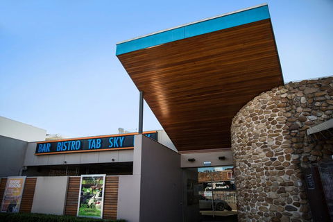 Toongabbie Hotel - Cruises Travel 0
