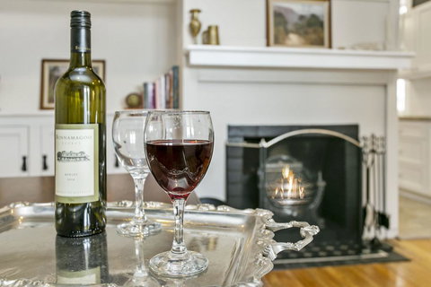 Toria Views - Travel Search 3