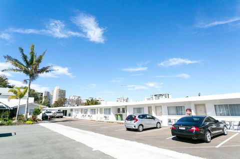 Top Spot Motel - Travel Search 0