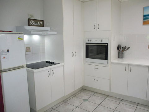 Torquay Beach Holiday House - Travel Search 3