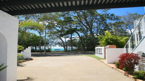 Tower Court Motel - Travel Search 2