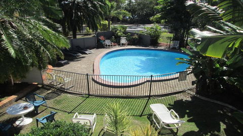Tower Court Motel - Travel Search 1