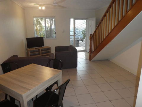 Townsville Terrace - Cruises Travel 2
