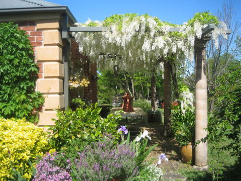 Trafalgar B&B - Travel Search 1
