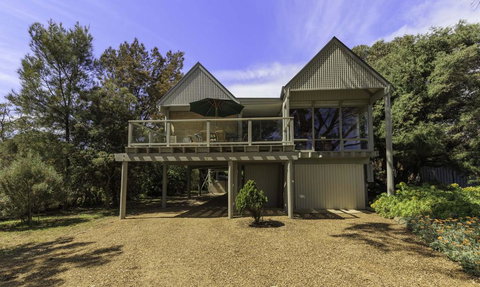 Tranquillity On Riverview - 33 Riverview Drive - Travel Agents 0