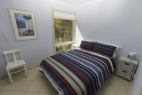 Tranquillity On Riverview - 33 Riverview Drive - Travel Agents 1