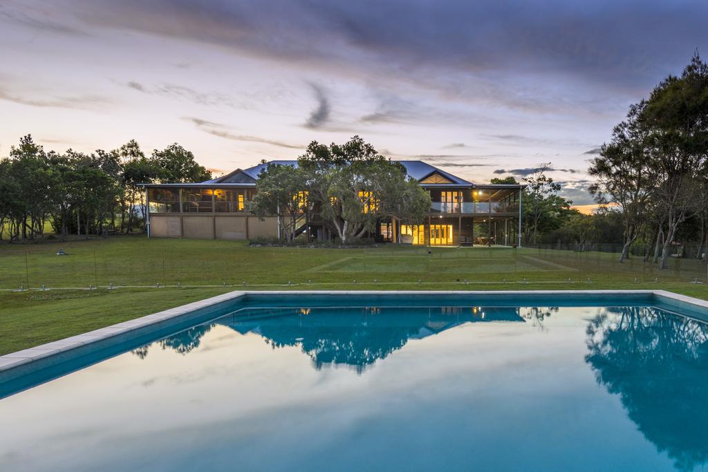 Upper Corindi NSW Cruises Travel