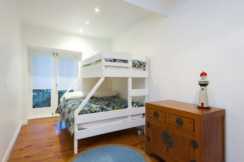 Treehouse Palm Beach - Travel Search 1