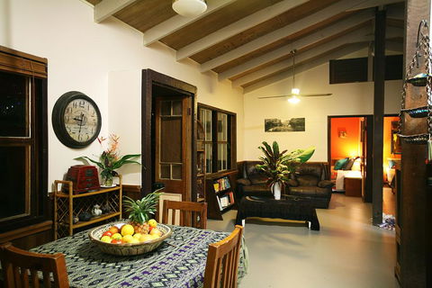 Tropical Bliss Bed And Breakfast - Travel Search 1