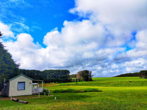 Twelve Apostles Motel & Country Retreat - Travel Search 0