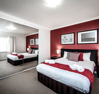 Two bedder with Parking Close to Perth City Centre - Travel Agents