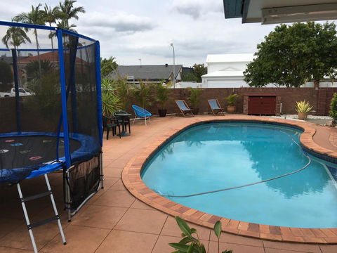 Two Bedroom Guesthouse Bundall - Travel Search 2