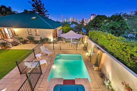 Ultimate Family Home - 3 Bedroom Lux Retreat With Private Pool, Spa And Incredible Views - Cruises Travel 0