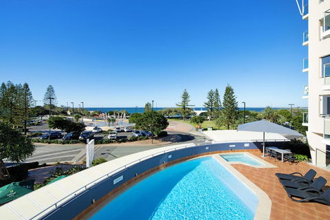 ULTIQA Shearwater Resort - Travel Agents 3